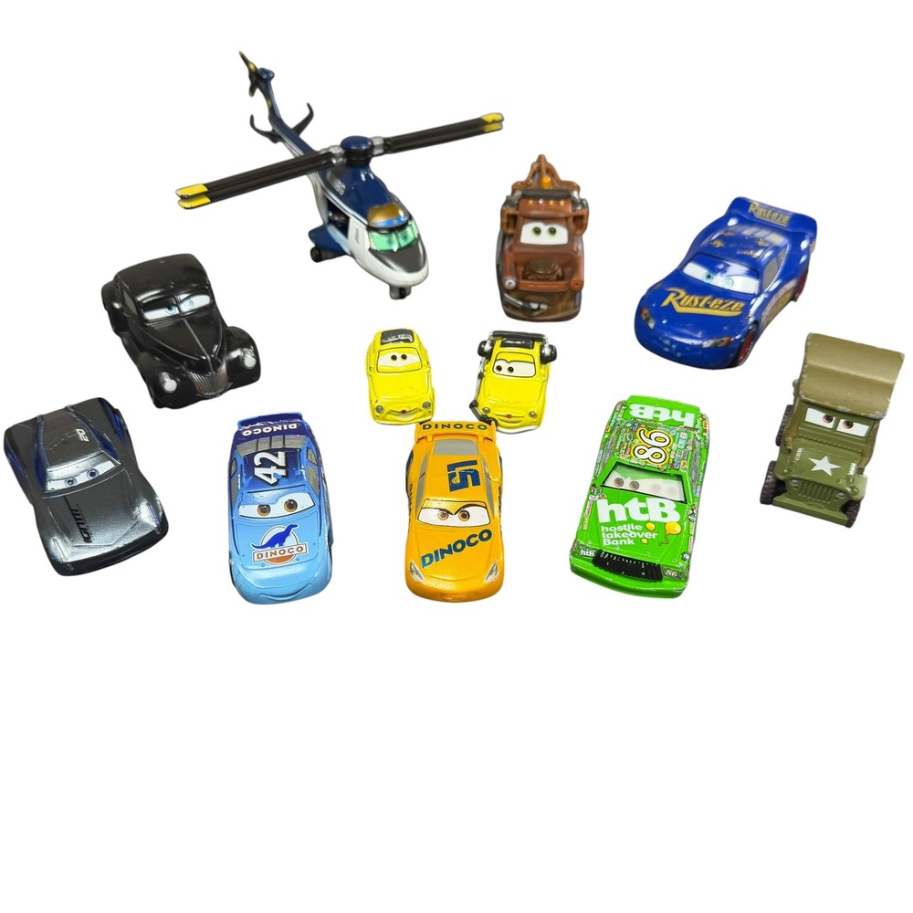 Disney Pixar Cars Lot Mix of Plastic and Diecast Lightning McQueen Mater